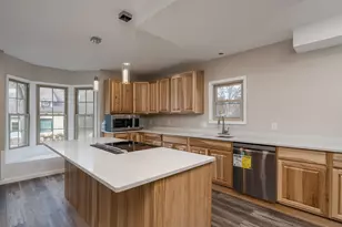 212 N Murphy St, Lake Crystal, MN 56055 - Photo 7