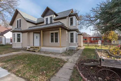 212 N Murphy Street, Lake Crystal, MN 56055 - Photo 3