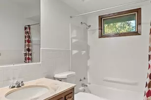 9852 Blaisdell Ave S, Bloomington, MN 55420 - Photo 15