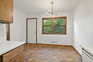 9852 Blaisdell Ave S, Bloomington, MN 55420 - Photo 7