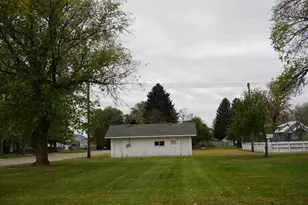 615 4th SE, Barnesville, MN 56514 - Photo 1