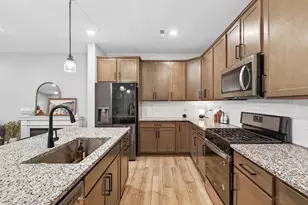 14544 Twin Lakes Cir, Burnsville, MN 55306 - Photo 9