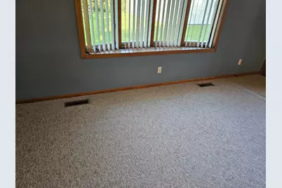 909 Bradford Avenue, Argyle, MN 56713 - Photo 17