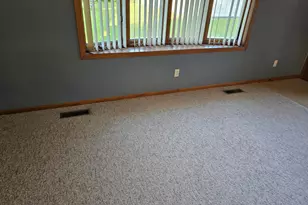 909 Bradford Ave, Argyle, MN 56713 - Photo 17