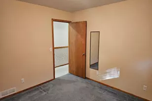 909 Bradford Ave, Argyle, MN 56713 - Photo 11