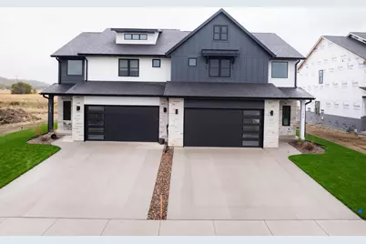 1624 Red Clover Street, Holmen, WI 54636 - Photo 3