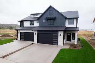 1628 Red Clover St, Holmen, WI 54636 - Photo 5