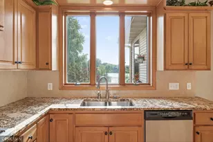 10803 Jersey Dr N, Brooklyn Park, MN 55445 - Photo 17