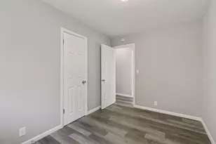 5307 Jersey Ave N, Crystal, MN 55428 - Photo 17