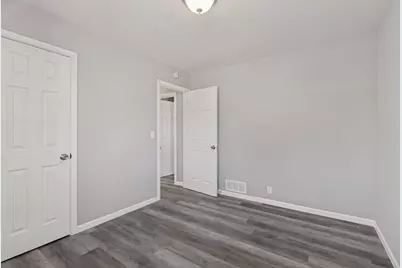 5307 Jersey Avenue N, Crystal, MN 55428 - Photo 21