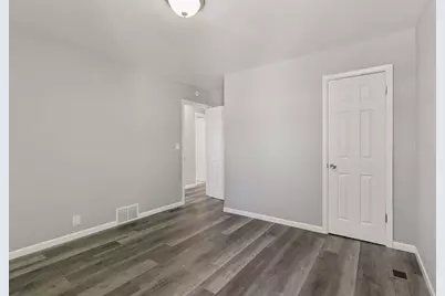 5307 Jersey Avenue N, Crystal, MN 55428 - Photo 19