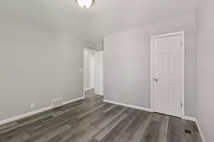 5307 Jersey Ave N, Crystal, MN 55428 - Photo 19