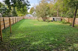 1212 St Joseph Ave, Albert Lea, MN 56007 - Photo 3