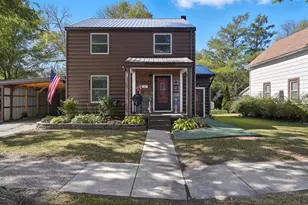 102 N School St, Delavan, MN 56023 - Photo 1