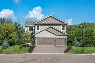 13715 Grafton Ct, Apple Valley, MN 55124 - Photo 5