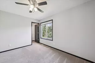 13715 Grafton Ct, Apple Valley, MN 55124 - Photo 31