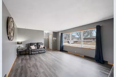 704 Washington Avenue, Fairmont, MN 56031 - Photo 5