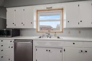 704 Washington Ave, Fairmont, MN 56031 - Photo 9