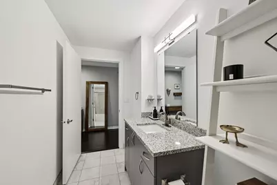 1240 S 2nd Street #411, Minneapolis, MN 55415 - Photo 11