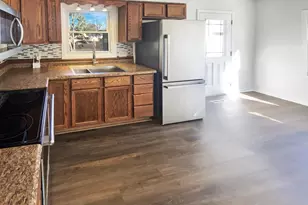 303 6th St SW, Kasson, MN 55944 - Photo 9