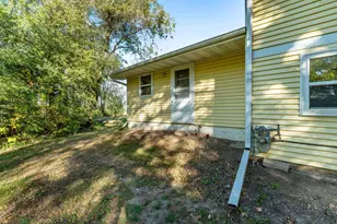 829 W 7th Ave, Fergus Falls, MN 56537 - Photo 15