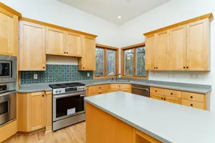 2234 Baihly Hills Dr SW, Rochester, MN 55902 - Photo 11