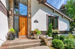 672 Ivy Falls Ct, Mendota Heights, MN 55118 - Photo 1