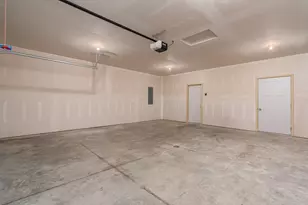 3105 Bassett Dr, Mankato, MN 56001 - Photo 33