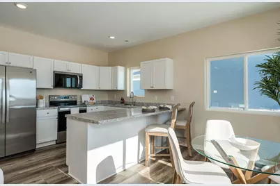 3105 Bassett Drive, Mankato, MN 56001 - Photo 15