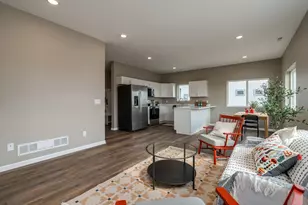 3105 Bassett Dr, Mankato, MN 56001 - Photo 7