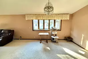 810 S Mill St, Redwood Falls, MN 56283 - Photo 9