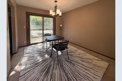 6401 Applewood Court, Woodbury, MN 55129 - Photo 7