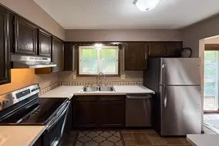 6401 Applewood Ct, Woodbury, MN 55129 - Photo 9