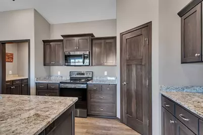 1933 38th Street S, Saint Cloud, MN 56301 - Photo 3