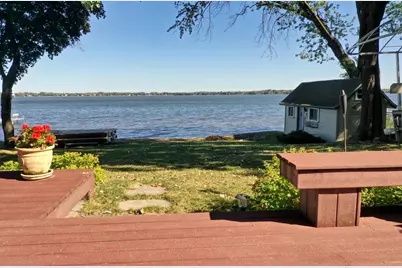 7 S Shore Drive, Forest Lake, MN 55025 - Photo 3