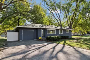 200 Vicksburg Ln N, Plymouth, MN 55447 - Photo 1