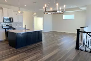 2931 Trinity Dr, Shakopee, MN 55379 - Photo 11