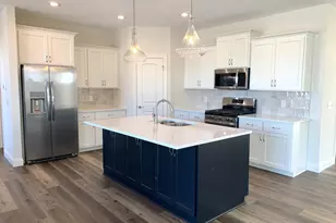 2931 Trinity Dr, Shakopee, MN 55379 - Photo 3