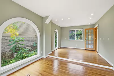 233 Groveland Avenue, Minneapolis, MN 55403 - Photo 15