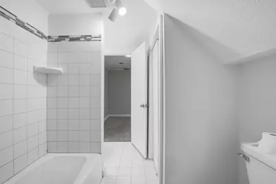 233 Groveland Avenue, Minneapolis, MN 55403 - Photo 29