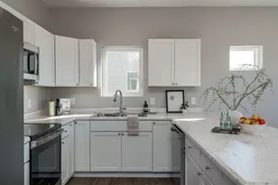 3131 Noble Dr, Mankato, MN 56001 - Photo 7