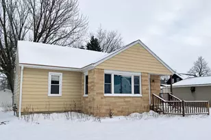 104 Market St NE, Brownsdale, MN 55918 - Photo 1
