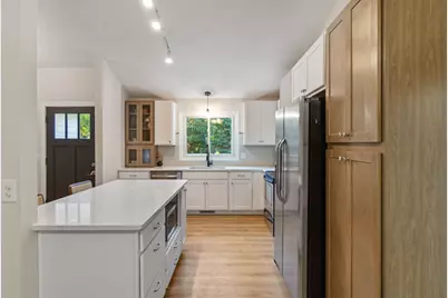 10199 205th Court W, Lakeville, MN 55044 - Photo 7