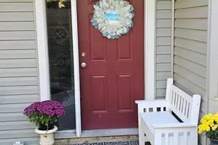 7924 Barbara Ave, Inver Grove Heights, MN 55077 - Photo 1