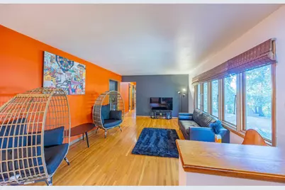 239 Byrondale Avenue, Wayzata, MN 55391 - Photo 3