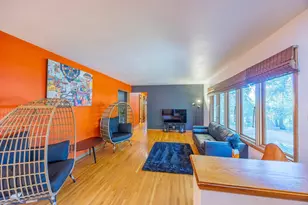 239 Byrondale Ave, Wayzata, MN 55391 - Photo 3