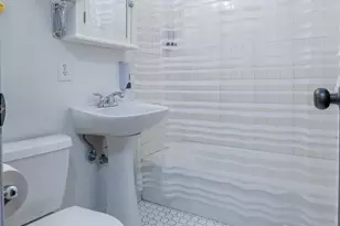 239 Byrondale Ave, Wayzata, MN 55391 - Photo 15