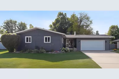 67 N Woodcrest Drive N, Fargo, ND 58102 - Photo 1