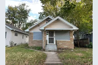 1377 Hewitt Avenue, Saint Paul, MN 55104 - Photo 1