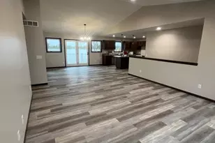 10 Pelican Point Dr, Lake Sarah Twp, MN 56132 - Photo 7